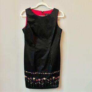 Vintage Sheath Dress Women's Size 10P Petite Black Floral Embroidery 90s Poplin‎